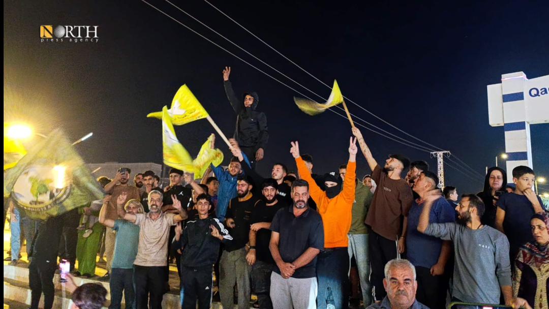 Residents of Kobani protest against Aleppo neighborhood closures