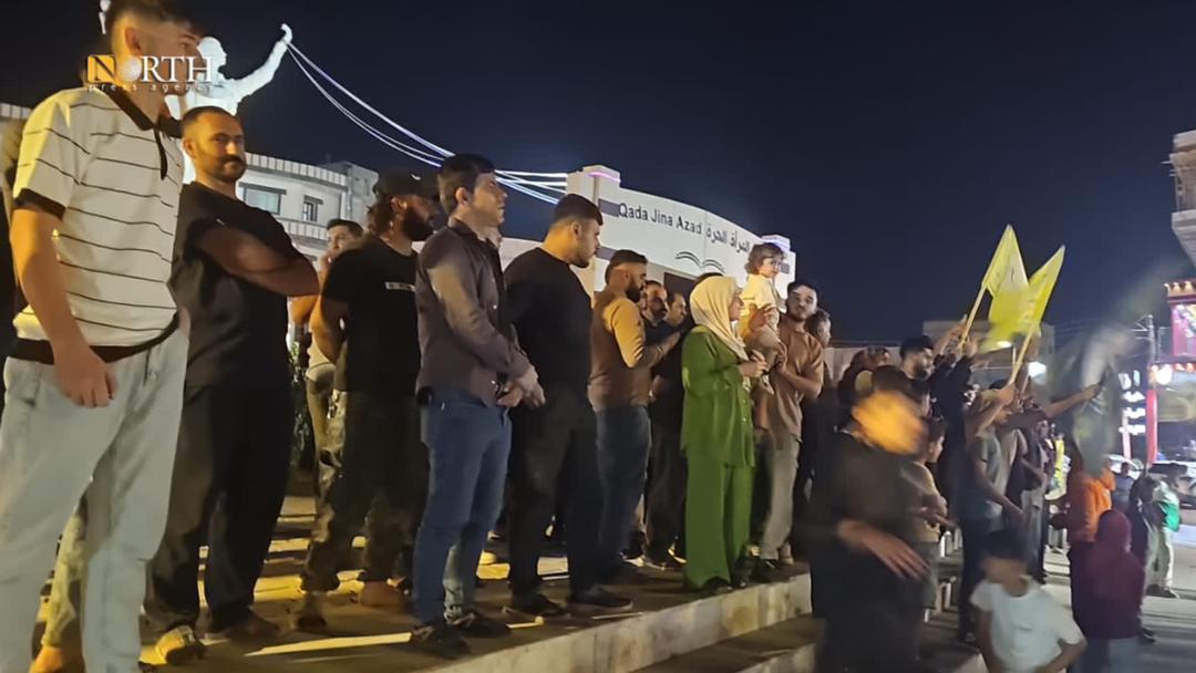 Residents of Kobani protest against Aleppo neighborhood closures