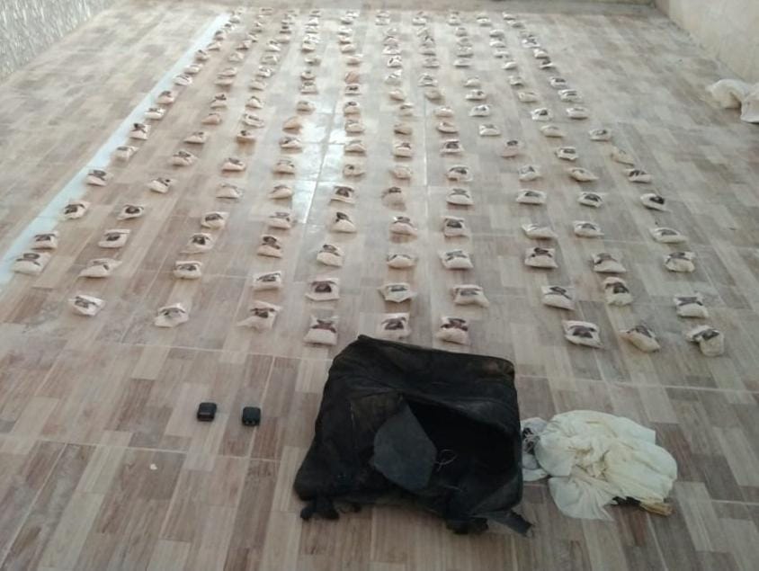 Jordanian Border Guards thwarted last night 2 attempts to smuggle Captagon from South Syria into the Kingdom.2 guided balloons were dropped and over 150,000 Captagon pills seized.