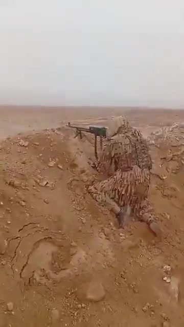Since yesterday the Syrian Government Forces have repeatedly attacked positions of the SDF in the countryside of Raqqah - roughly 2 hours ago, the STG launched more attacks in an attempt to infiltrate the frontline positions of the SDF - as clashes took place, both sides have deployed reinforcements to the frontline