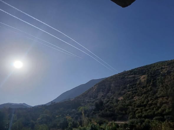 Photos from Masyaf (West Hama) shows Israeli warplanes heading toward the Coastal areas. The warplanes turned before reaching Idlib and Aleppo provinces