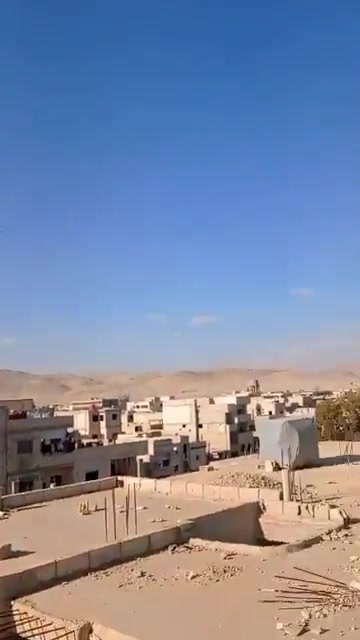 Clashes with ISIS and injuries among US forces and Syrian Public Security near Palmyra a short while ago