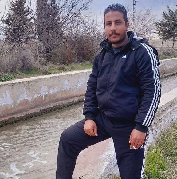 A man, accused of having been a former Regime informant, was shot dead in Tadamon district (Damascus)