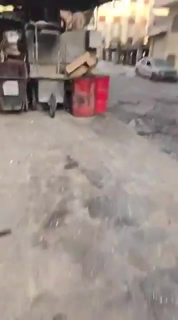 Fires broke out in civilian properties as a result of artillery shelling by the SDF militia on the Syriac Quarter in Aleppo.