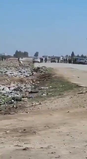 The evacuation of civilians from Deir Hafir continues intermittently.