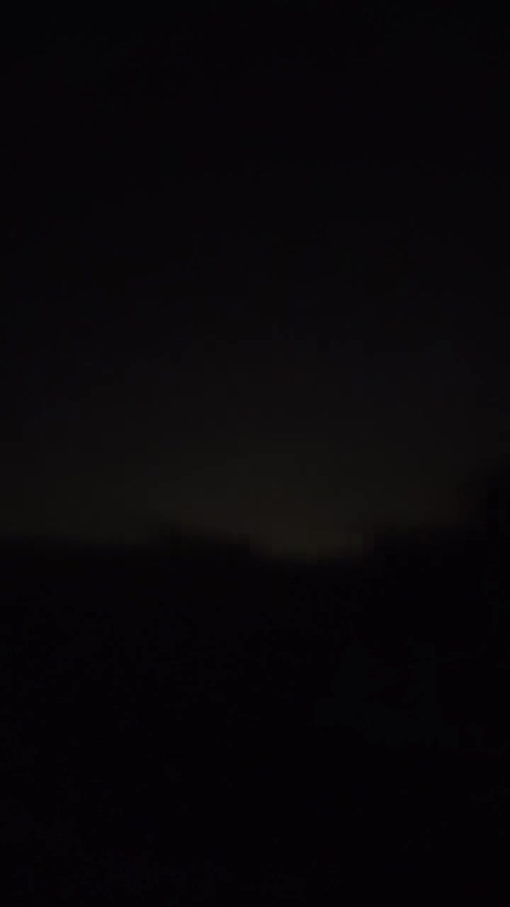 The Syrian Army continues shelling Deir Hafir.