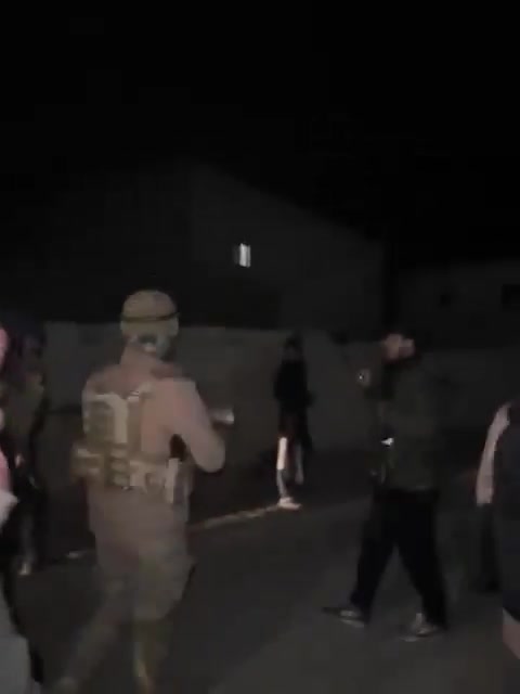 Arab tribesmen have taken control of the town of Gharanij in the eastern Deir ez-Zor countryside.