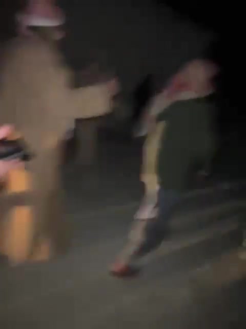 Arab tribesmen have taken control of the town of Gharanij in the eastern Deir ez-Zor countryside.