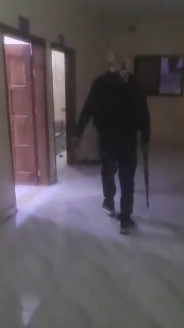 Deir ez-Zor: Tribal forces seize the headquarters of the First Brigade in the city of Al-Basira and tear down pictures of Abdullah Öcalan, the militia leader of the Kurdistan Workers' Party (PKK).