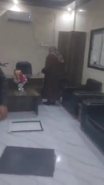 Deir ez-Zor: Tribal forces seize the headquarters of the First Brigade in the city of Al-Basira and tear down pictures of Abdullah Öcalan, the militia leader of the Kurdistan Workers' Party (PKK).