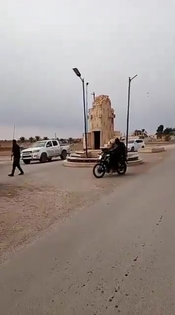 Al-Baghouz in Deir ez-Zor was captured after the SDF forces were expelled and Syrian security forces arrived.