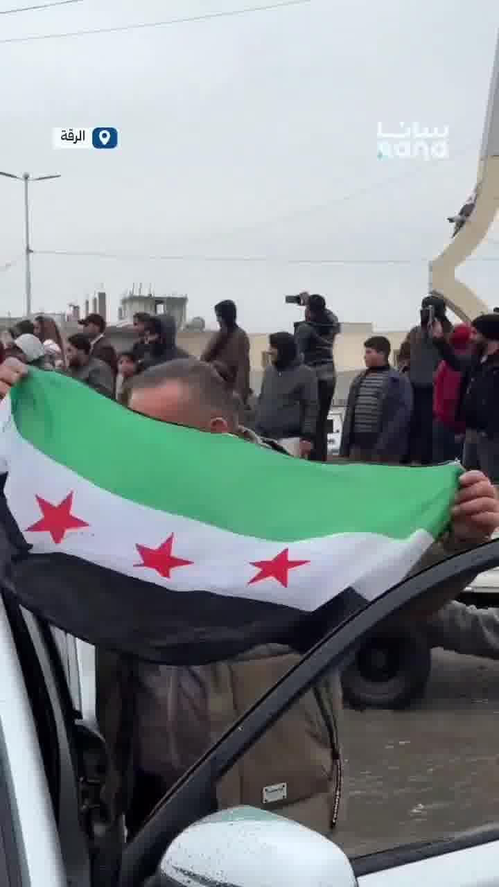 Syrian army in Tabqa, SDF still in Raqqa