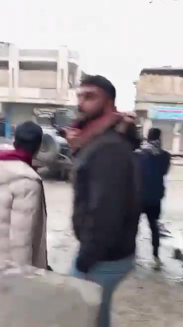 In Raqqa, Arab tribes seized vehicles belonging to the SDF militia in the city of Raqqa.