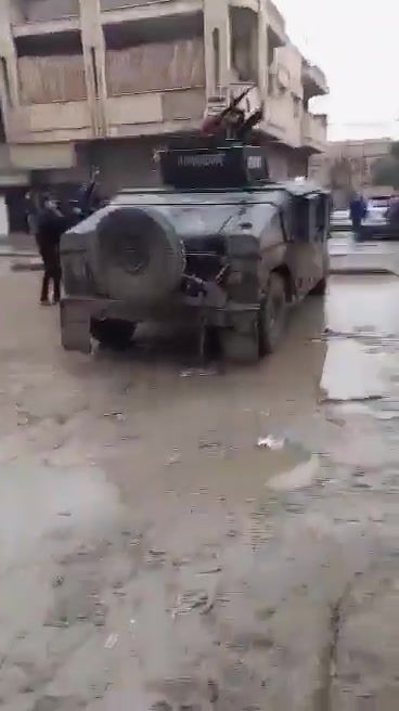 In Raqqa, Arab tribes seized vehicles belonging to the SDF militia in the city of Raqqa.