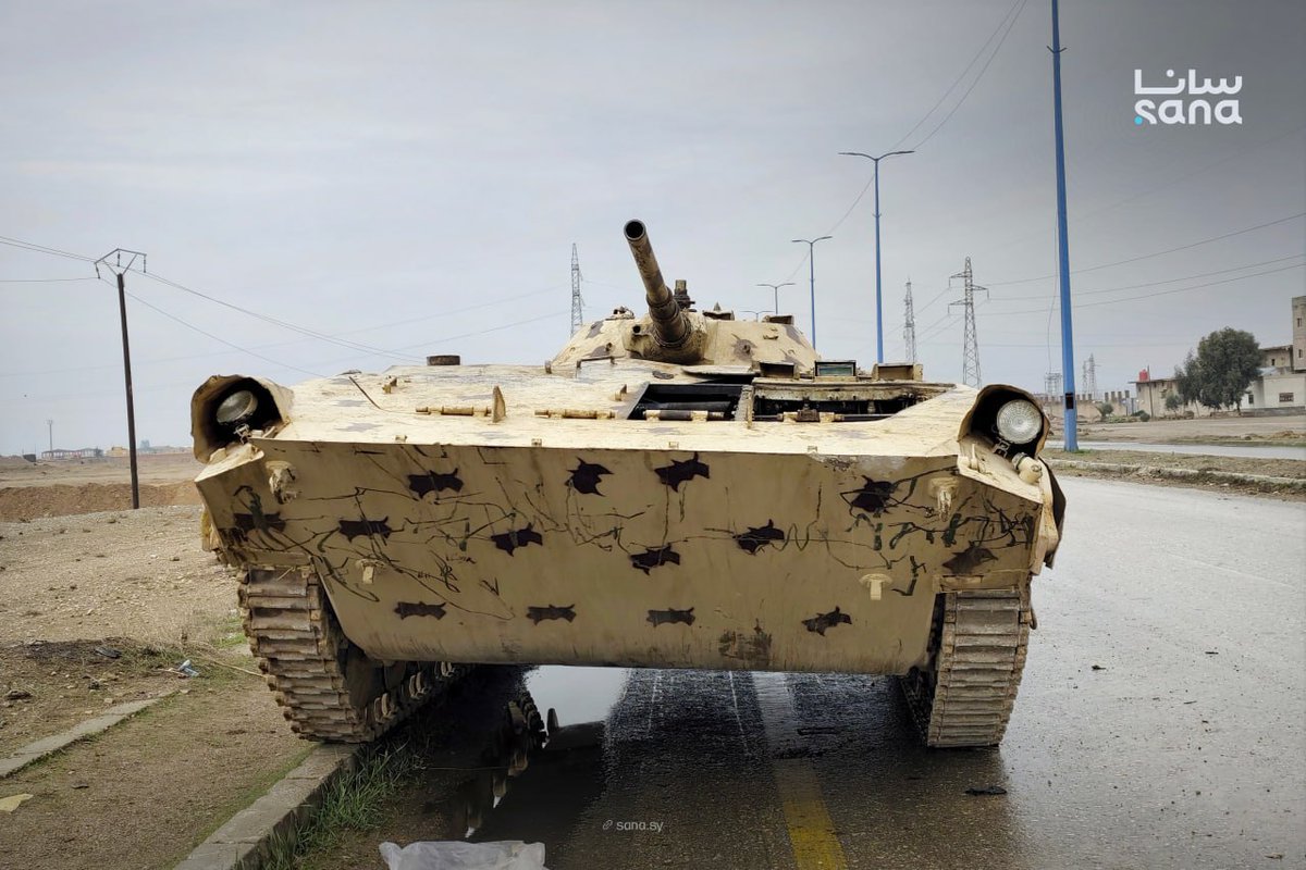 Footage of the Panorama roundabout in the northern Deir ez-Zor countryside after SDF fighters fled, leaving their weapons behind