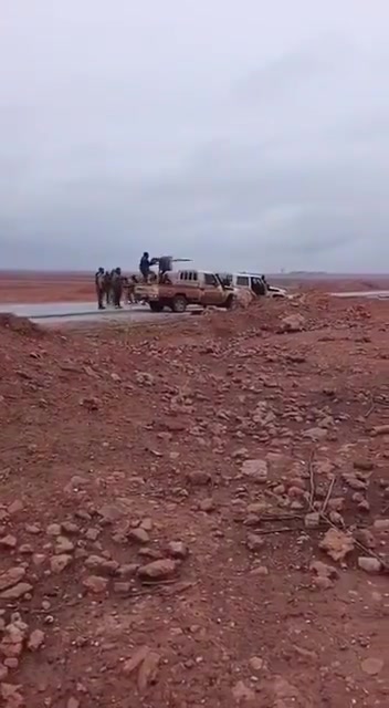 The Syrian army enters the city of Ain Issa in the Raqqa countryside.