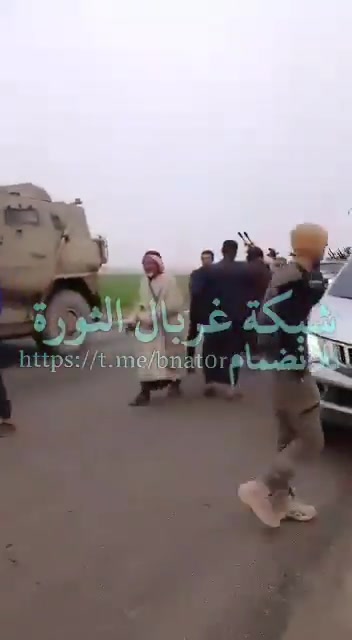 Moments of the Syrian Arab Army entering the town of Khirbet al-Tamr in the western Hasakah countryside, which is 50 km away from the city of Hasakah.