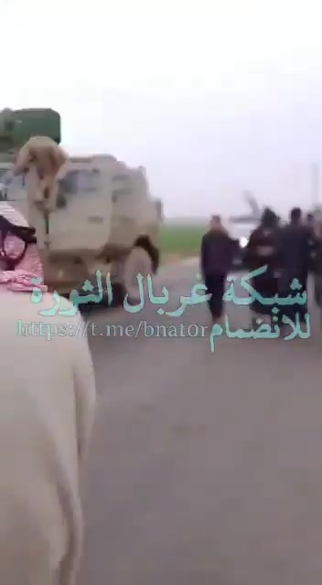 Moments of the Syrian Arab Army entering the town of Khirbet al-Tamr in the western Hasakah countryside, which is 50 km away from the city of Hasakah.