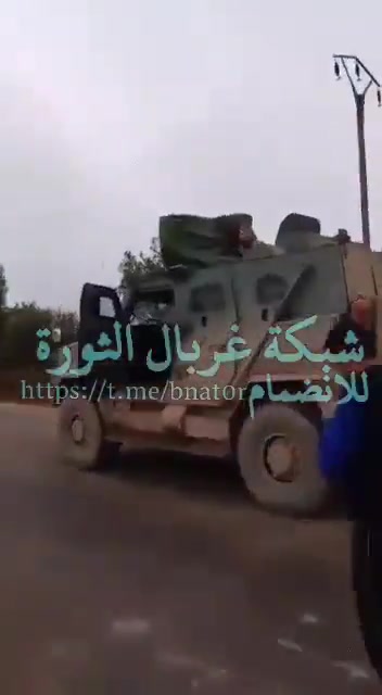 Moments of the Syrian Arab Army entering the town of Khirbet al-Tamr in the western Hasakah countryside, which is 50 km away from the city of Hasakah.