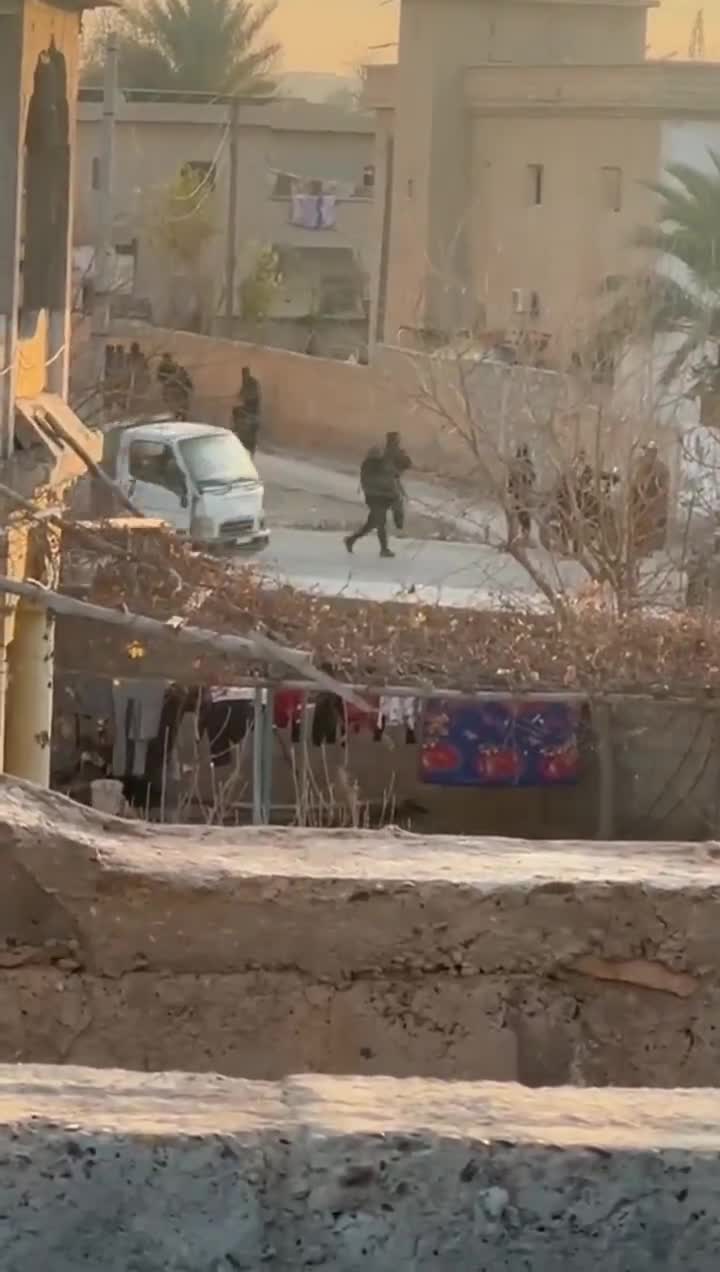 Internal Security Forces quell armed clashes that broke out between cousins in the town of Gharanij a short while ago, and impose a security cordon in the area, with no reports of casualties.