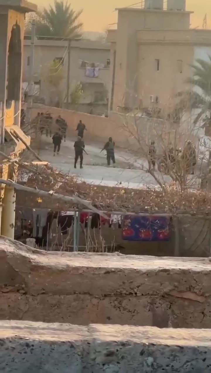 Internal Security Forces quell armed clashes that broke out between cousins in the town of Gharanij a short while ago, and impose a security cordon in the area, with no reports of casualties.