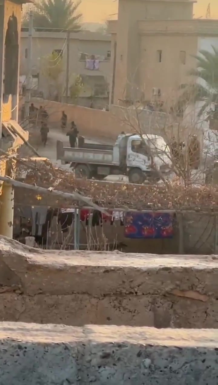 Internal Security Forces quell armed clashes that broke out between cousins in the town of Gharanij a short while ago, and impose a security cordon in the area, with no reports of casualties.