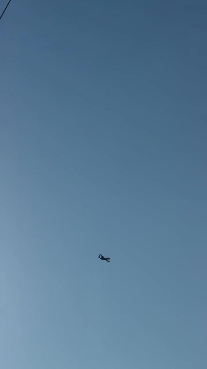 Aircraft of the Global Coalition fly over the ISIS-held al-Aqtan prison in Raqqa countryside, Syria, where SDF fighters are besieged by Damascus-aligned factions