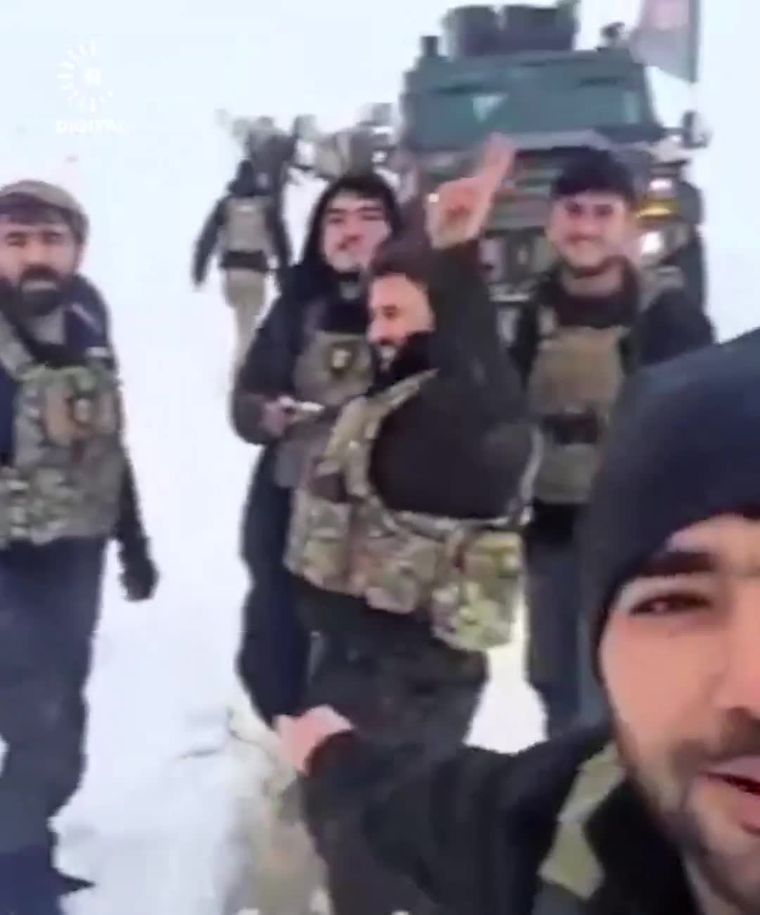 Video shows the SDF fighters from the Raqqa prison have arrived in Kobani. Civilian in Kobani also confirmed they arrived