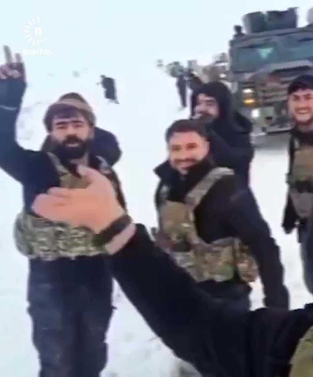 Video shows the SDF fighters from the Raqqa prison have arrived in Kobani. Civilian in Kobani also confirmed they arrived