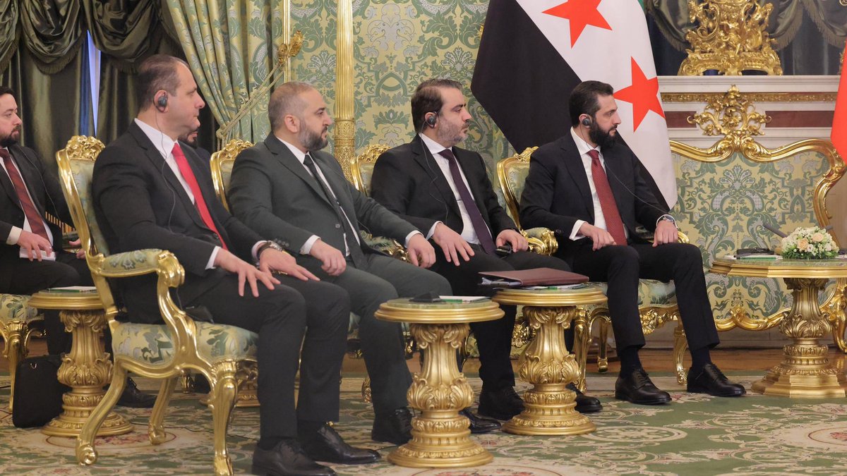 Ahmed al-Sharaa, accompanied by Foreign Minister Asaad Hassan al-Shaibani and Defense Minister Major General Marhaf Abu Qasra, met with Russian President Putin and senior officials at the Kremlin Palace in Moscow.