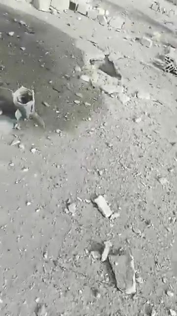 Syria: last night, the US-led Coalition bombed the former Zenobia Resort, turned into a military position under Assad, ~18 km South of Palmyra (East Homs)