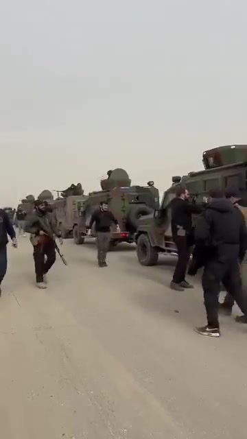 Public security forces are present on the outskirts of the city of Hasakah, ready to enter according to the agreement between SDF and the Syrian state.
