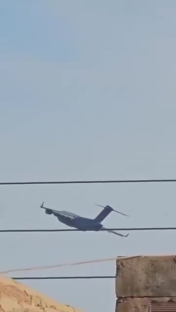 Syria: Today, a heavy airlift aircraft (C-17) was filmed departing the US base in Shadadi (southern Hasakah), amid unofficial reports that the US has begun withdrawing from the site.