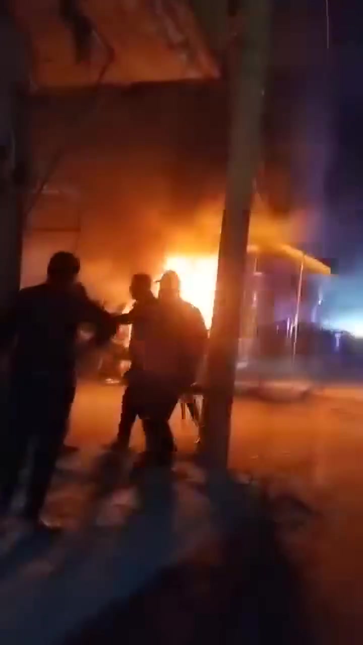 A vehicle belonging to the Defense Ministry exploded tonight in the town of Abukemal, likely caused by an IED. No casualties. A similar incident occurred there 2 months ago