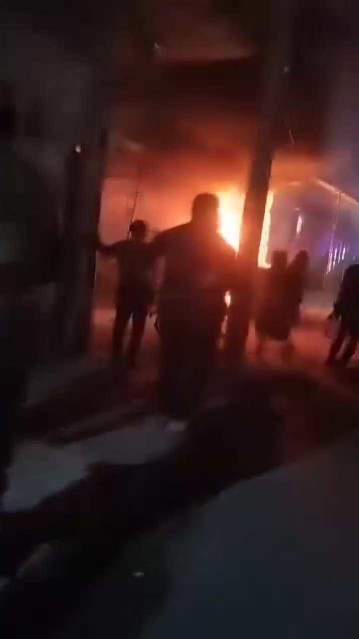 A vehicle belonging to the Defense Ministry exploded tonight in the town of Abukemal, likely caused by an IED. No casualties. A similar incident occurred there 2 months ago