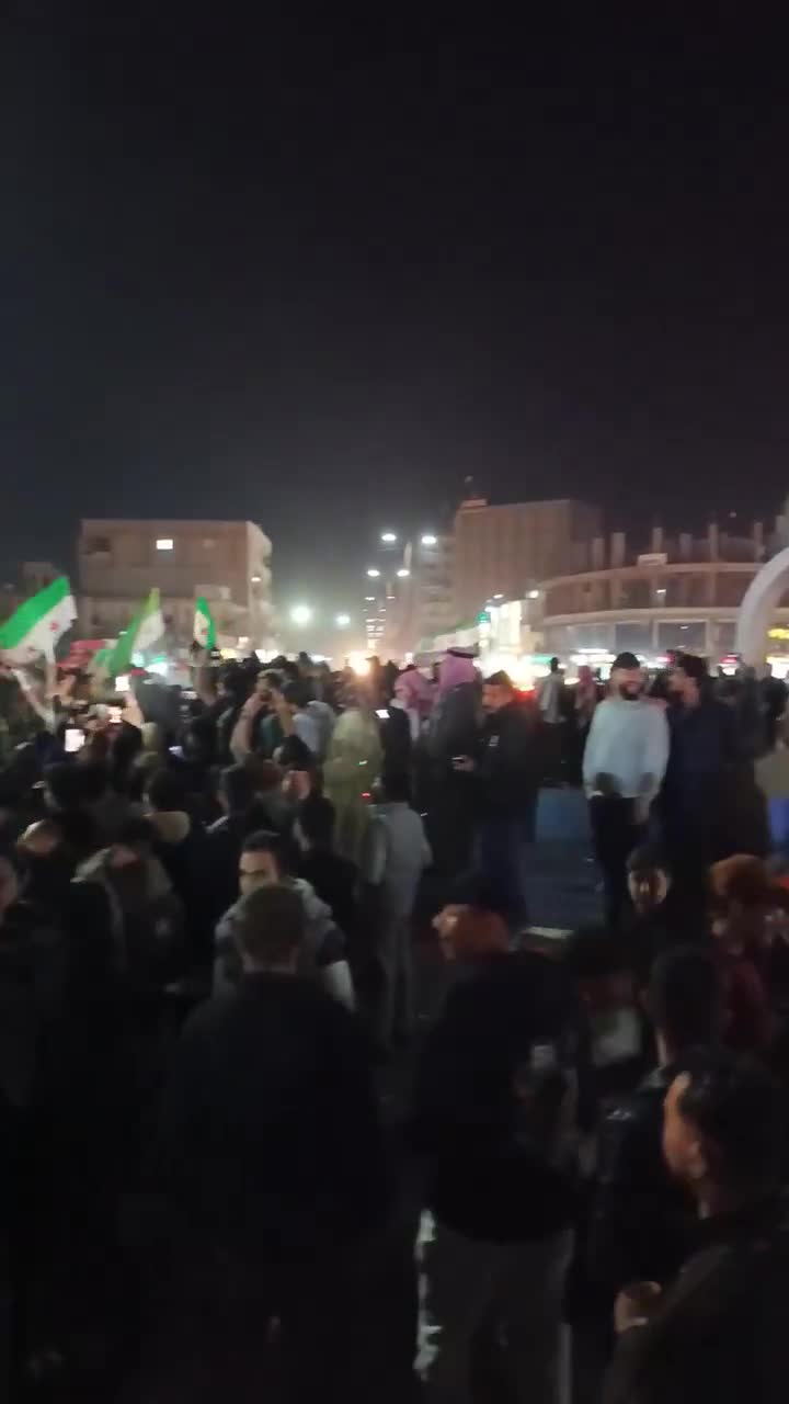 Protests are taking place tonight against the appointment of Sipan Hamo as assistant Defense minister for the Eastern region. He's widely accused of being directly involved in crimes committed by SDF-YPG against the Arab population.Video from Raqqa