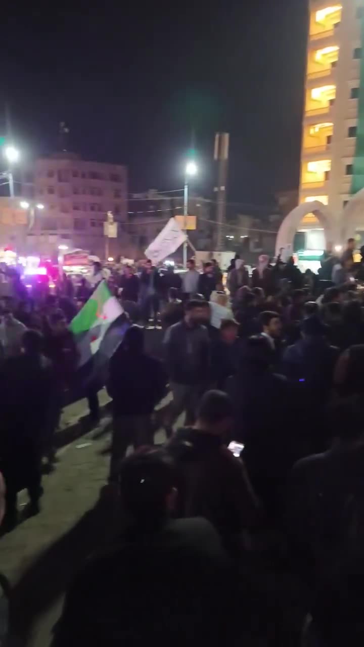 Protests are taking place tonight against the appointment of Sipan Hamo as assistant Defense minister for the Eastern region. He's widely accused of being directly involved in crimes committed by SDF-YPG against the Arab population.Video from Raqqa