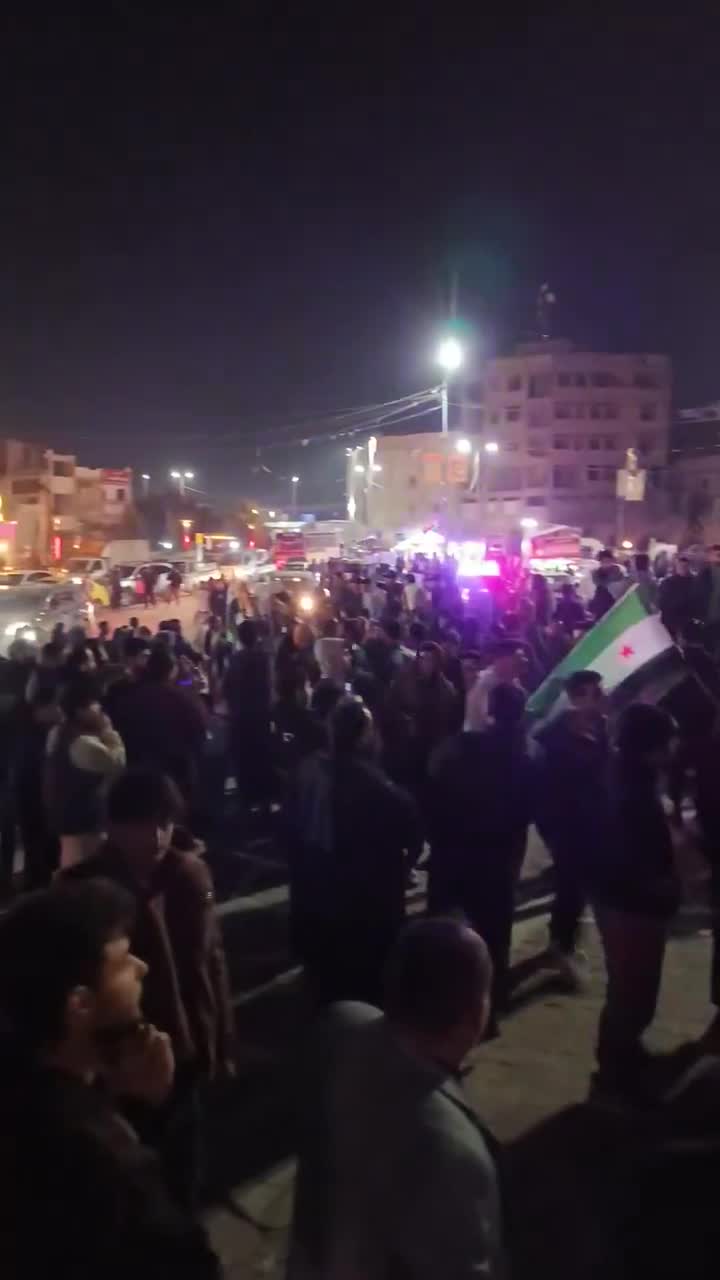 Protests are taking place tonight against the appointment of Sipan Hamo as assistant Defense minister for the Eastern region. He's widely accused of being directly involved in crimes committed by SDF-YPG against the Arab population.Video from Raqqa