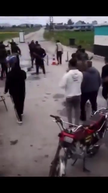 The Security forces blocked a significantly larger group of anti-Israel protesters in Daraa province who were attempting to reach the border/Golan, forcing them to turn back