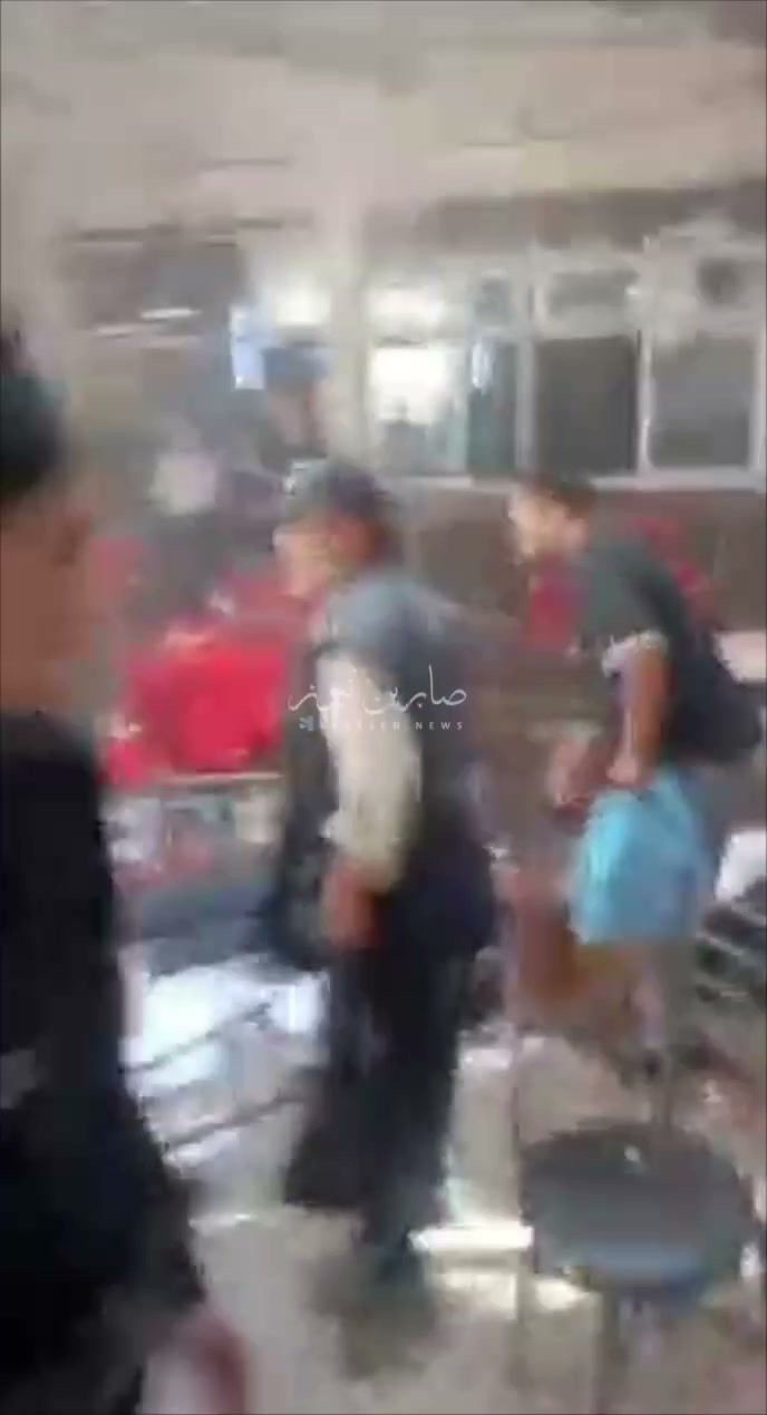 There are injured as result of explosion in cafe in Damascus