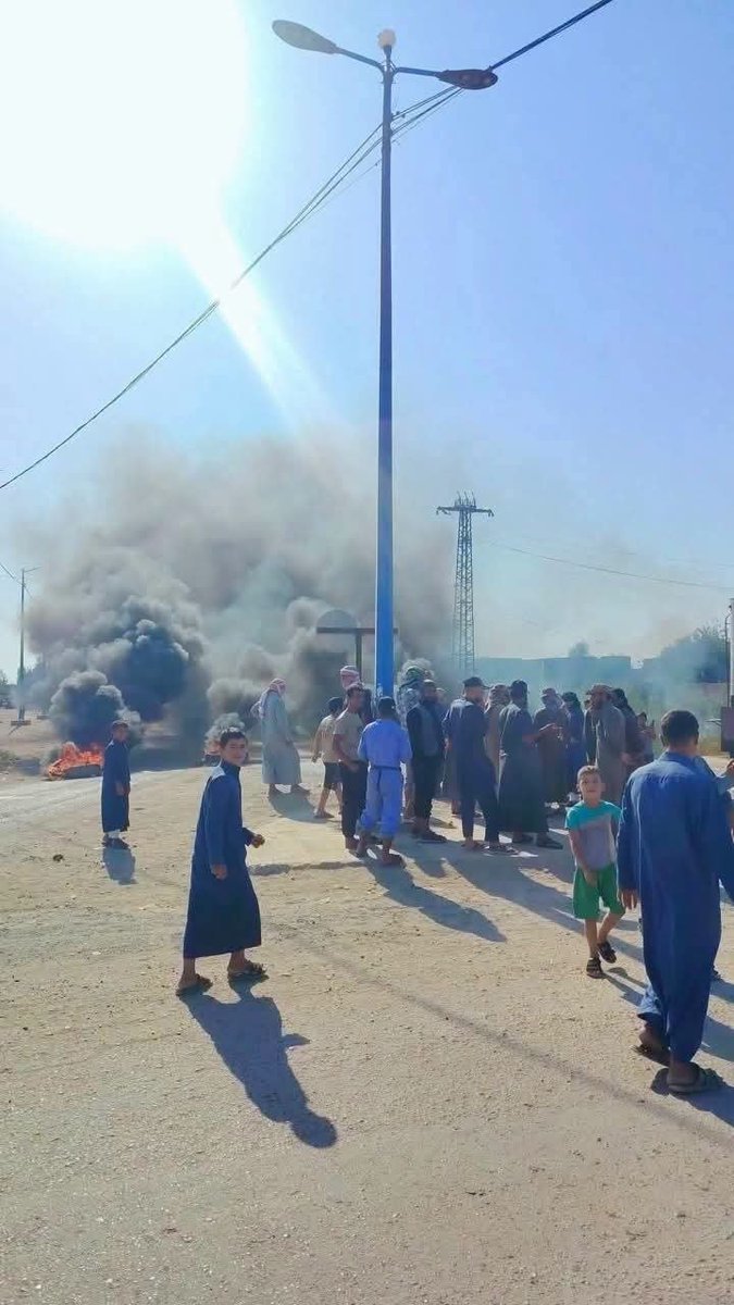 Dayzur: For the second consecutive day, residents of the Shheel area are continuing to block the Hael Field road, protesting rising fuel prices.